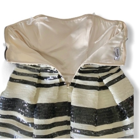 Bebe Black/White Striped Sequin Fit & Flare Strapless Party Cocktail Dress Sz 4 - Picture 7 of 9